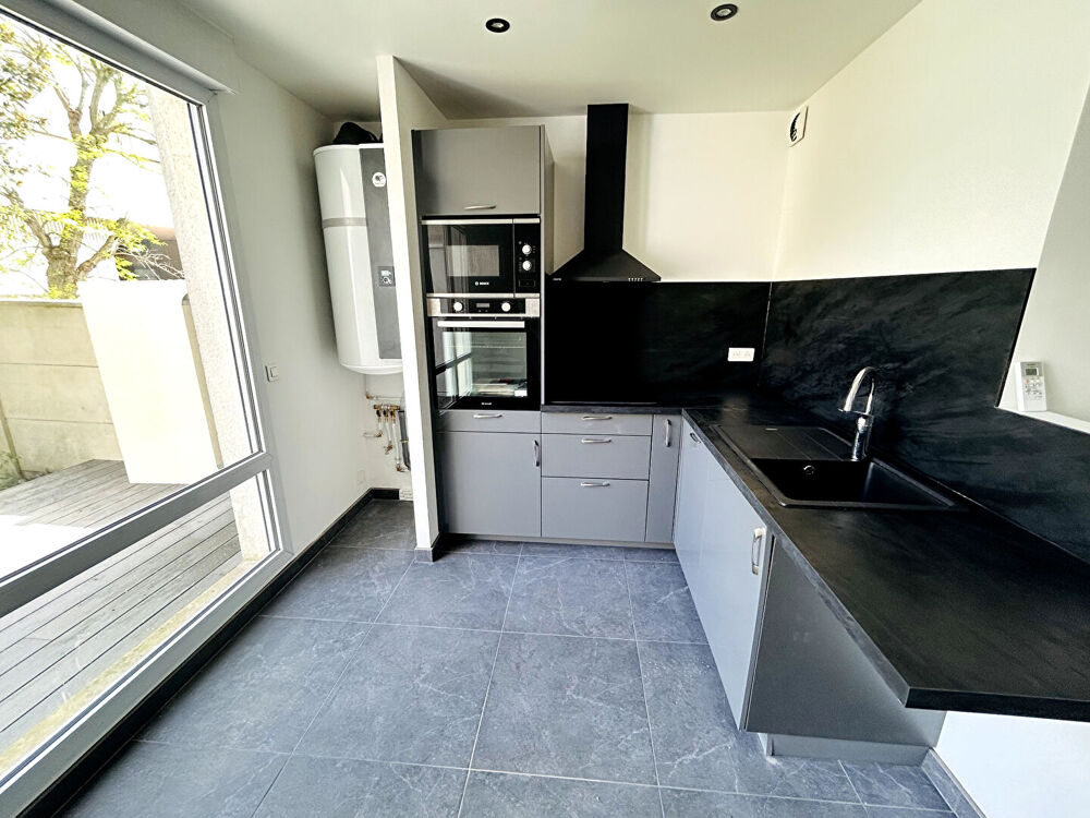 Vente Appartement Charmant F2 rénové avec jardin privatif à Montreuil Montreuil