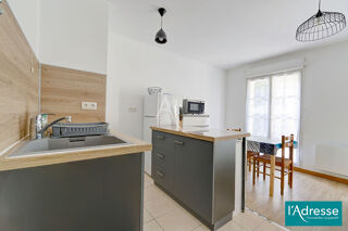 Vente Appartement Idéal Investissement Locatif - T1 + PARKING / BOULEVARD HENRY VASNIER Reims