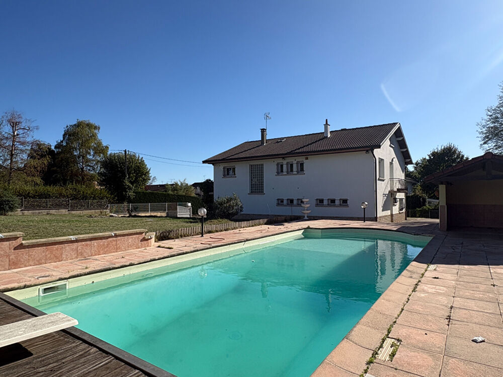 BOURG - Maison 4 chambres avec piscine