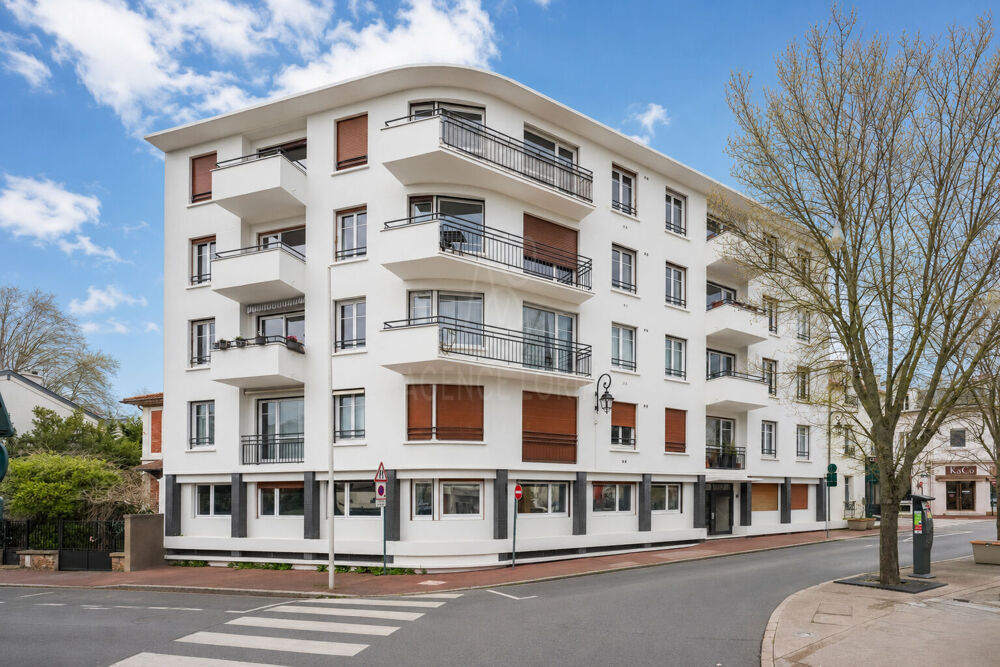 Appartement Le Vésinet 5 pièce(s) 82 m2