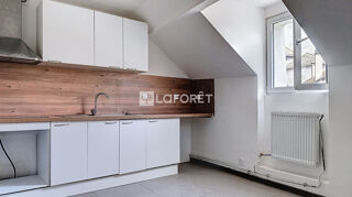  Appartement à louer 4 pièces 64 m²