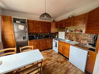  Appartement à louer 5 pièces 90 m²