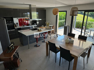  Maison  vendre 5 pices 134 m