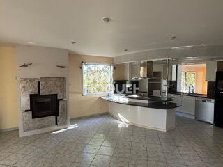  Maison � vendre 5 pi�ces 200 m�