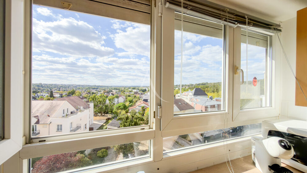 Vente Appartement 6ème et dernier étage avec ascenseur entre centre ville et gare. Yerres