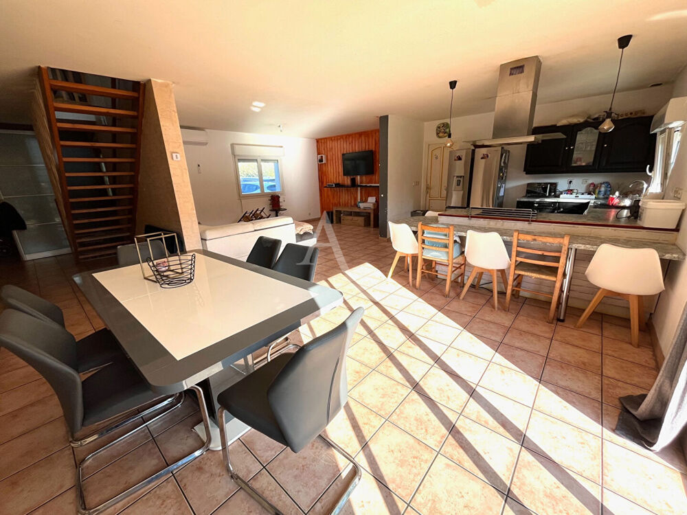 Vente Maison Maison Montigne Le Brillant 7 pièce(s) 185 m2 Montigne le brillant