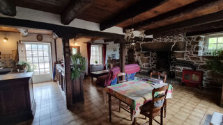Vente Maison CÔTES-D'ARMOR, proche Saint-Brieuc, Charmante maison en pierre 3 chambres avec logement indépendant, dépendances et terrain Plaine haute
