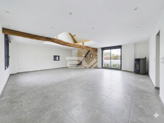  Maison � vendre 10 pi�ces 350 m�