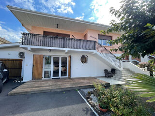  Maison  vendre 8 pices 184 m