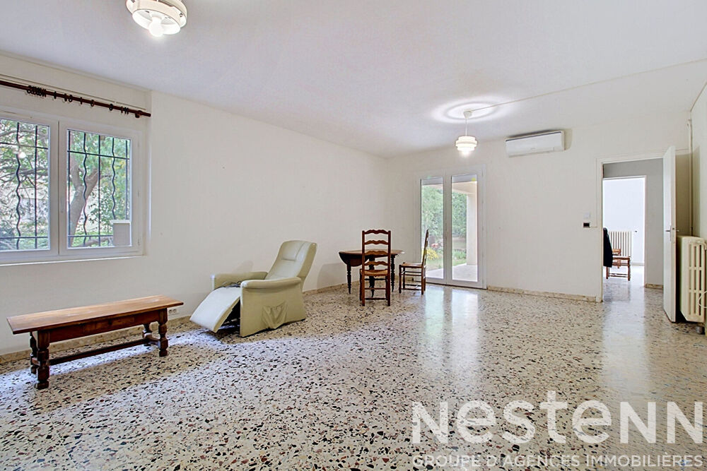 A VENDRE à DRAGUIGNAN - Proche centre-ville, rez-de-villa avec jardin privatif