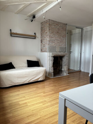  Appartement à louer 1 pièce 18 m²