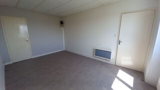  Appartement à louer 2 pièces 40 m²