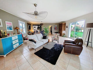  Maison  vendre 7 pices 255 m