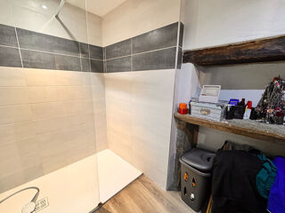  Maison  vendre 6 pices 216 m