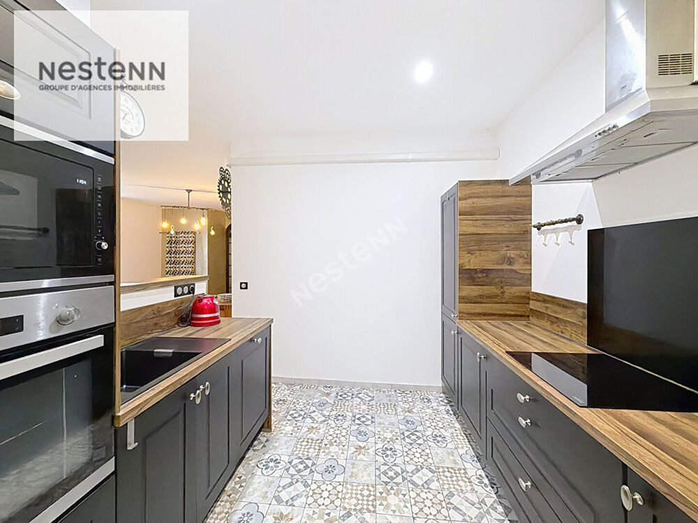 Vente Appartement À vendre : Appartement de 113 m² à Toulon, Champ de Mars avec chambre de bonne et cave Toulon