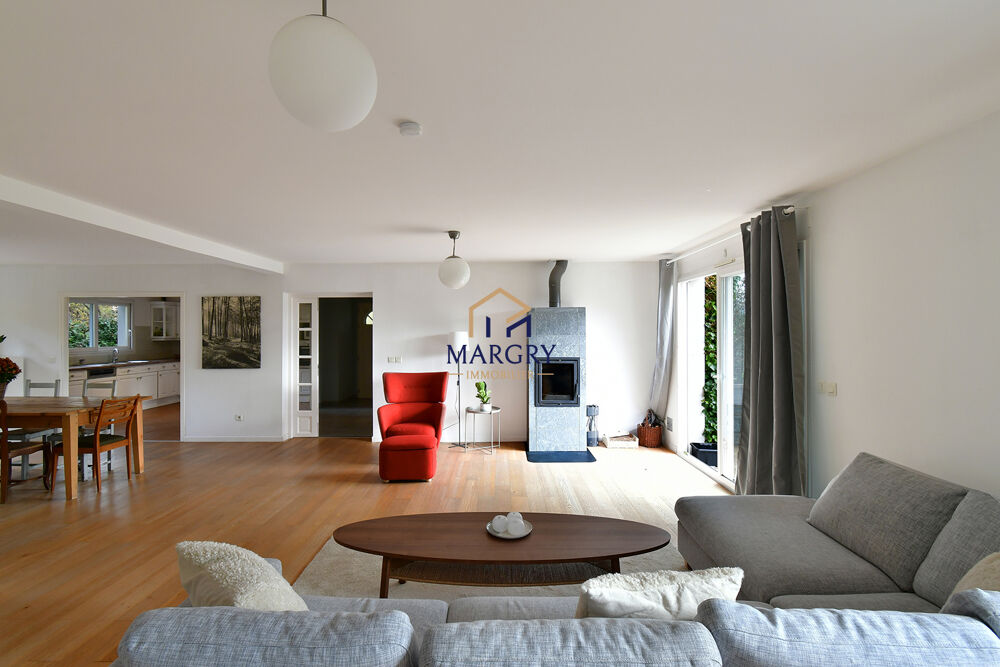 � vendre  Maison Gex (01170)