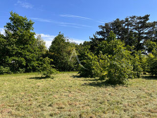  Terrain à vendre 593 m²