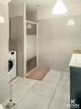  Immeuble � vendre 249 m�