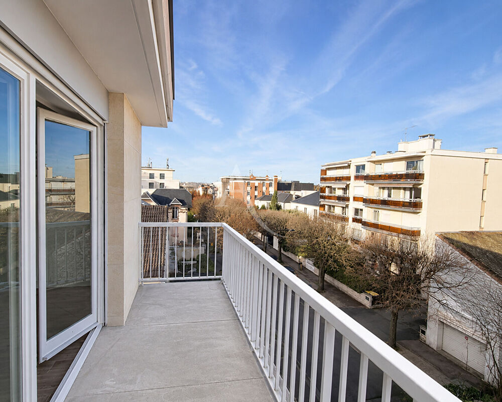 Vente Appartement Studio à La Varenne Saint Hilaire de 23.55 m2 avec avec cave + parking La varenne saint hilaire
