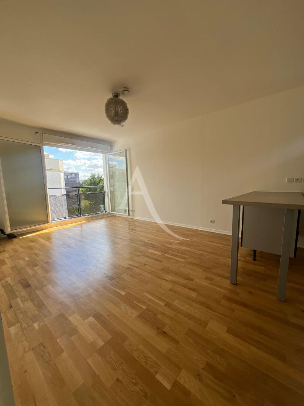 Location Appartement APPARTEMENT 3 PIECES, 56M² Dammarie les lys
