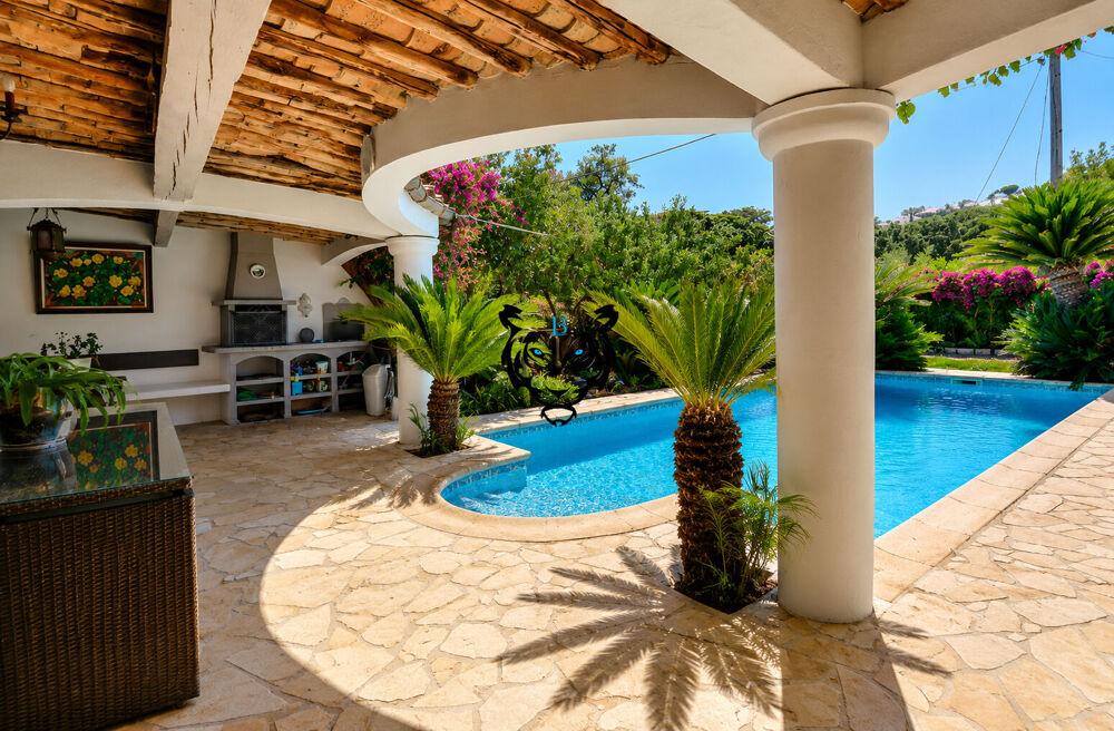 Villa Sainte Maxime - 5 minutes des plages à pied - 290 m² - Piscine