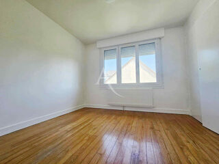  Maison  vendre 5 pices 83 m