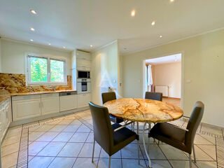  Maison � vendre 8 pi�ces 207 m�