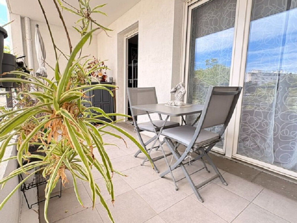 Appartement Marseille 3 pièce(s) 75m² Pont de Vivaux- Terrasse - 2 parkings privatifs