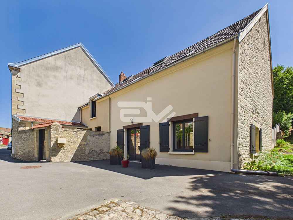 Charmante maison ancienne en pierre rénovée avec garage double - proche Jonchery sur Vesle