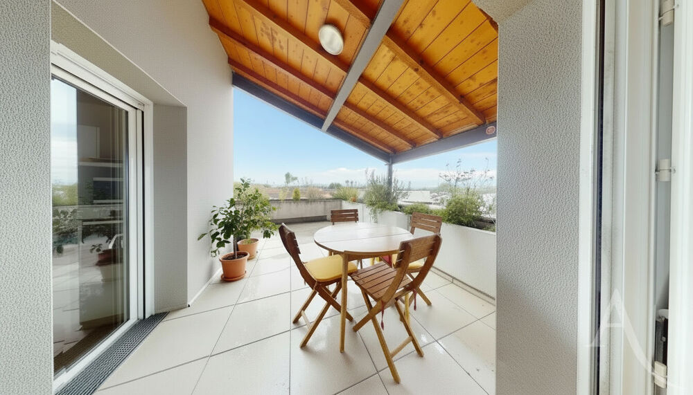 Vente Appartement Appartement terrasse 104 M2 dernier étage - Luminosité, volumes et confort. Toulouse