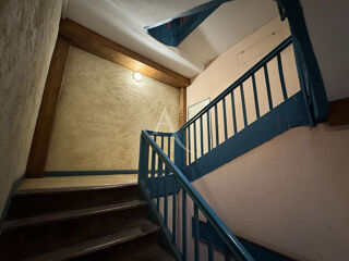  Immeuble � vendre 15 + pi�ces 365 m�