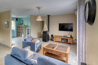 Vente Maison Maison L Isle Jourdain 5 pièce(s) 145m2 L isle jourdain
