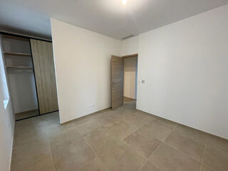  Maison à louer 3 pièces 75 m²