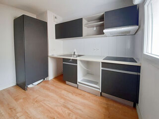 Appartement  vendre 4 pices 1 m