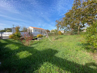  Terrain à vendre 379 m²