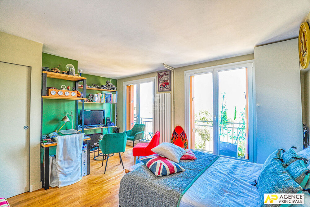 � vendre  Appartement Versailles (78000)