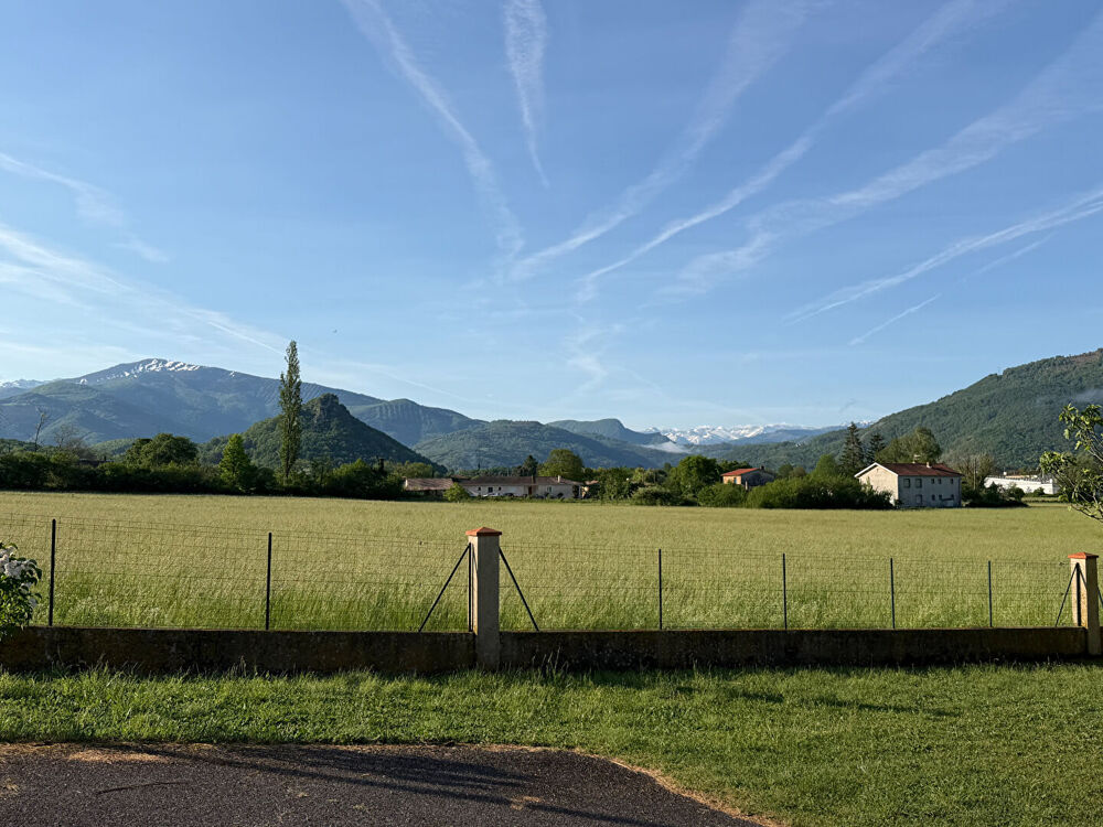 Maison Foix 5 pièce(s) 138 m2 carrez sur terrain de 2152 m²