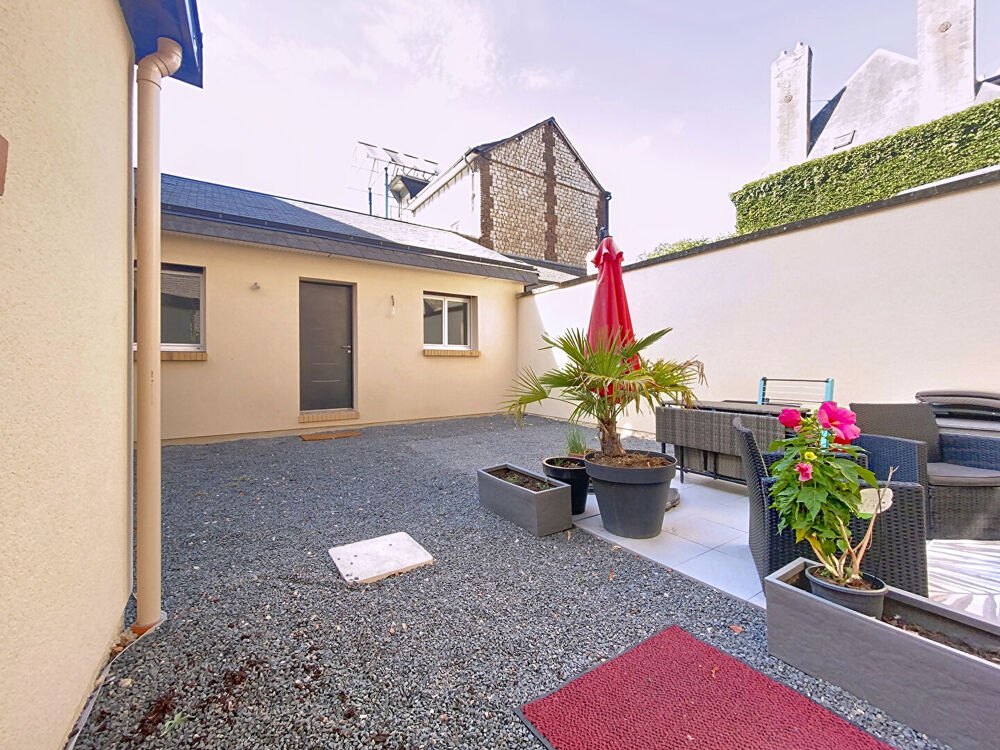 Appartement T2 paisible en fond de cour, donnant sur cour commune