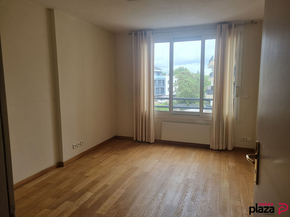 à vendre  Appartement Divonne-les-Bains (01220)