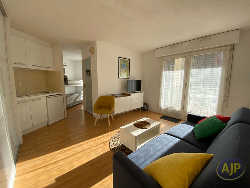Location Appartement ARCACHON CENTRE - STUDIO MEUBLE - 24m² Arcachon