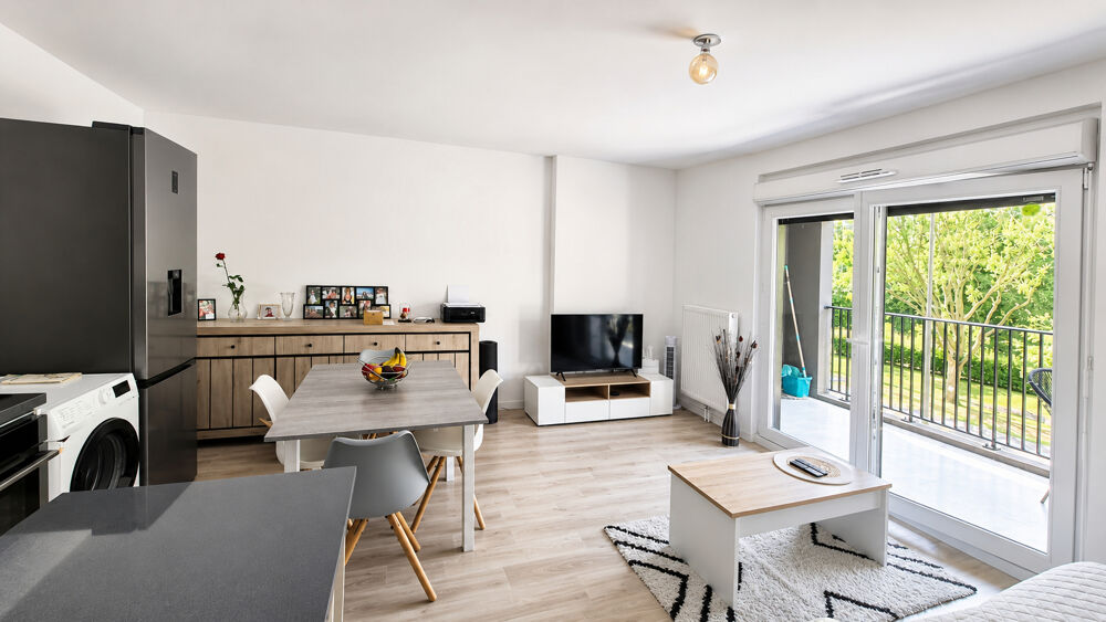 Appartement T3 récent avec loggia et 2 parkings - Centre de Wattrelos