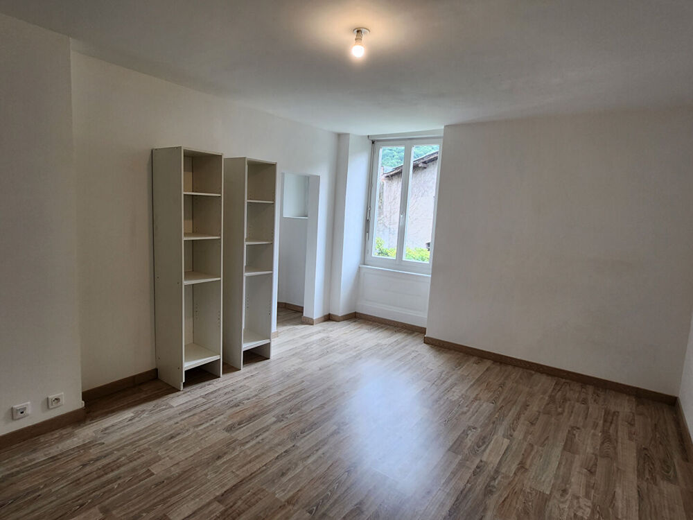 Location Appartement APPARTEMENT T2 55 m2 Mazamet