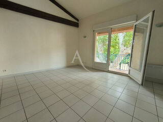  Appartement à louer 1 pièce 37 m²