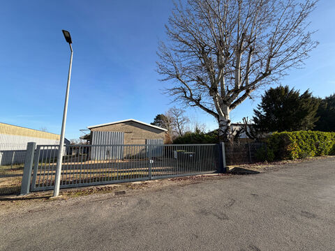   CAUSSADE - Bâtiment industriel ou professionnel - 160 m² 