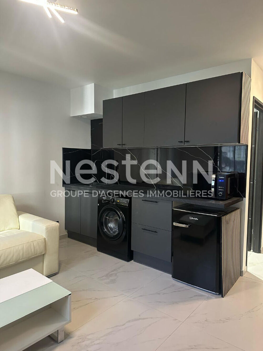 Studio avec Cave et Parking VENDU LOUE - 69500 BRON