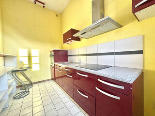  Appartement à louer 3 pièces 49 m²