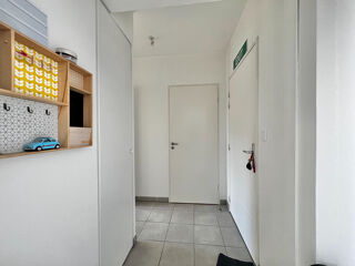  Appartement à louer 2 pièces 46 m²