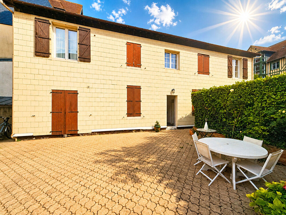 Vente Appartement DEAUVILLE - Appartement 2 pièce(s) 27 m2 avec cour Deauville
