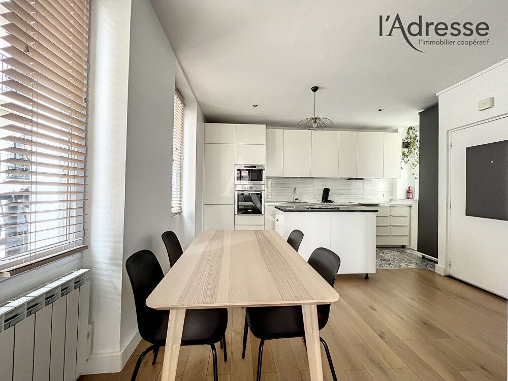 Location Appartement PUTEAUX/ rue Jean Jaurès Appartement 3 pièces 63m² Meublé Puteaux
