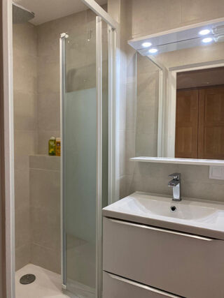  Appartement à louer 2 pièces 